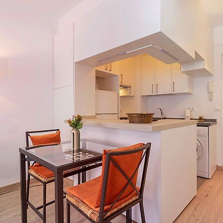 Genteel Home Santa Marta Севилья Экстерьер фото