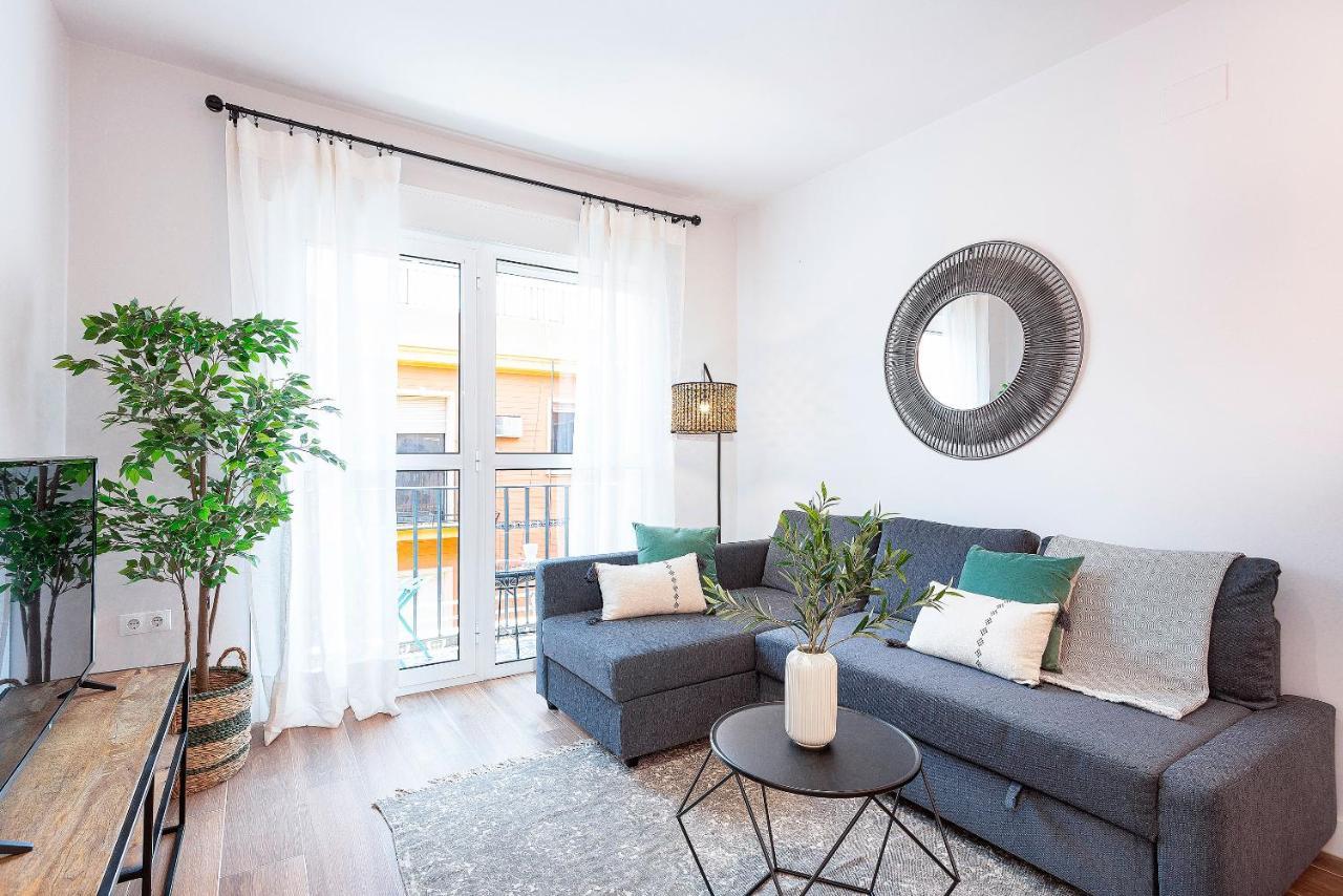 Genteel Home Santa Marta Севилья Экстерьер фото