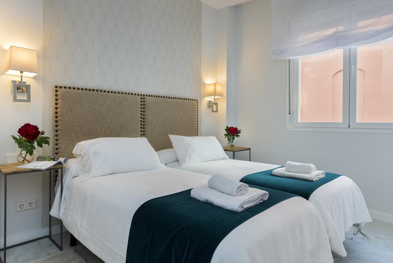Genteel Home Santa Marta Севилья Экстерьер фото