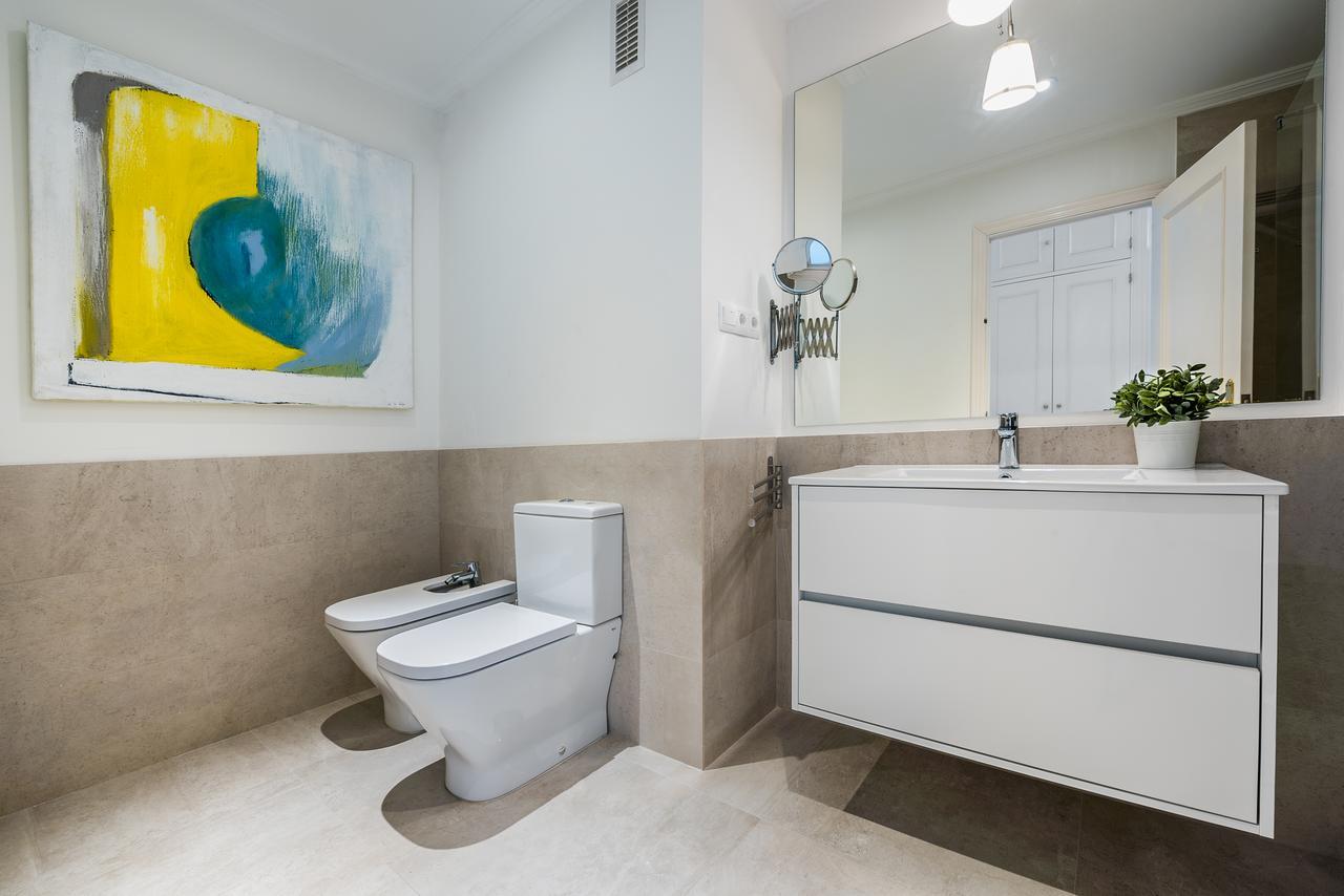 Genteel Home Santa Marta Севилья Экстерьер фото